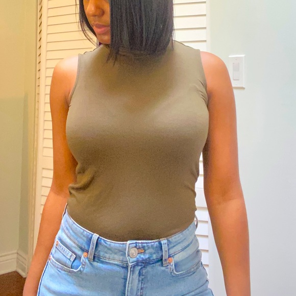 Turtle neck top - Picture 1 of 2